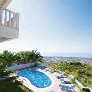 5 Bedroom House for Sale in Tala, Paphos District