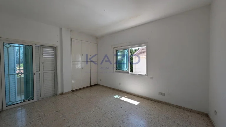 362m² Building for Sale in Nicosia – Kaimakli