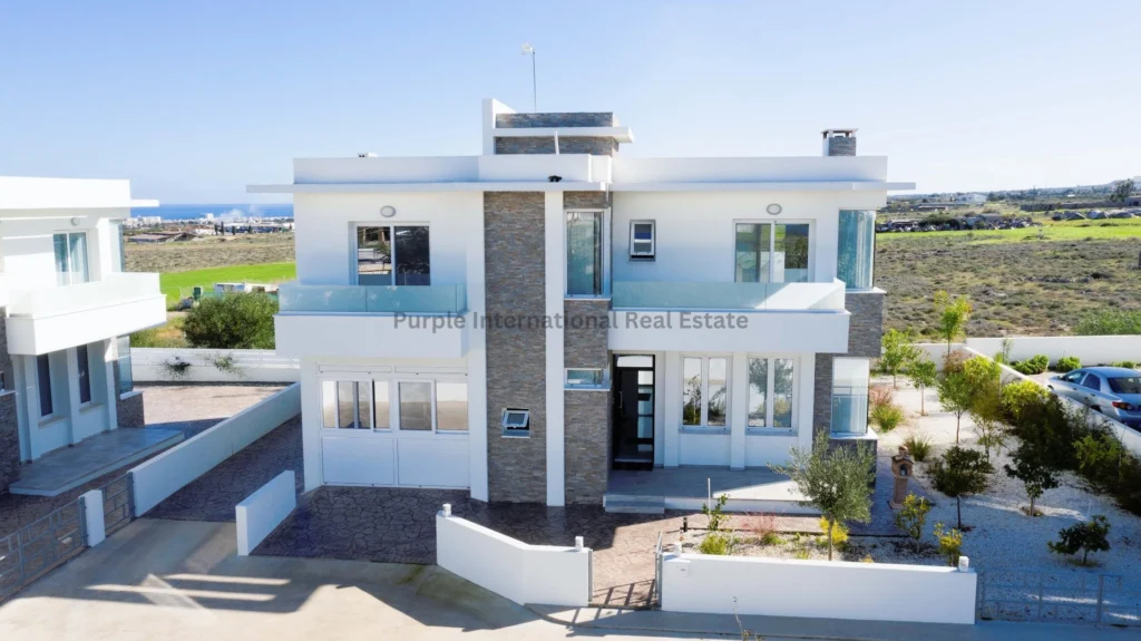 4 Bedroom House for Sale in Paralimni, Famagusta District