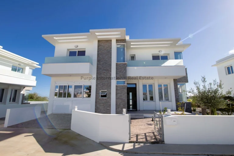 4 Bedroom House for Sale in Paralimni, Famagusta District