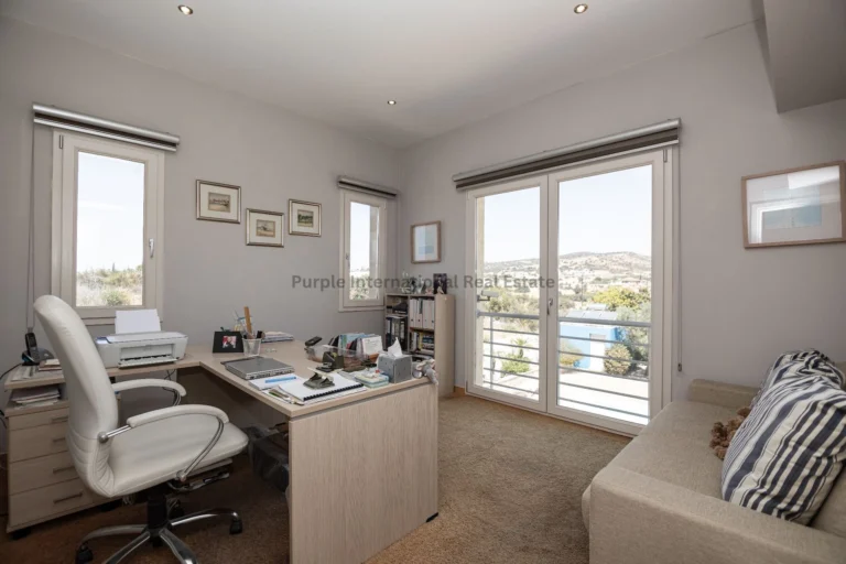 5 Bedroom House for Sale in Maroni, Larnaca District
