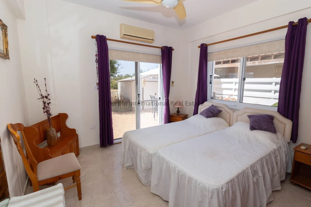 2 Bedroom House for Sale in Livadia Larnakas, Larnaca District