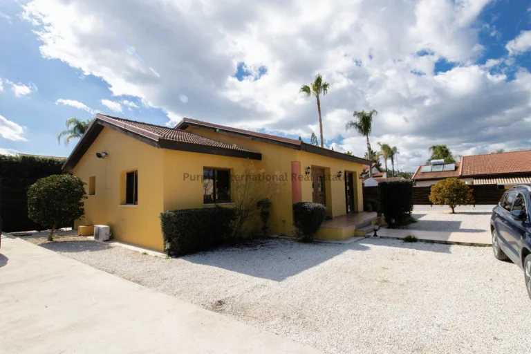 3 Bedroom House for Sale in Moni, Limassol District
