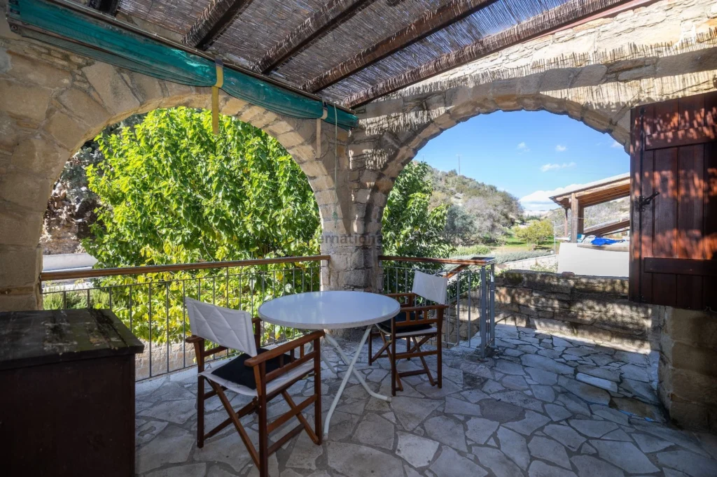 2 Bedroom House for Sale in Tochni, Larnaca District