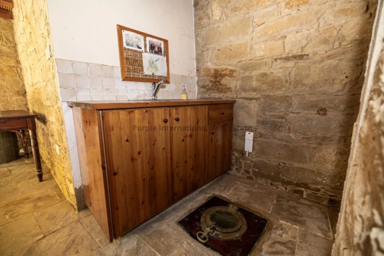 2 Bedroom House for Sale in Tochni, Larnaca District