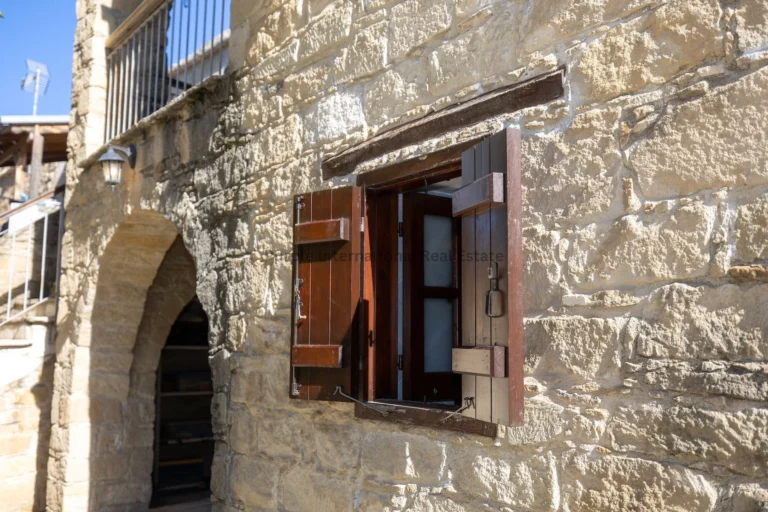 2 Bedroom House for Sale in Tochni, Larnaca District