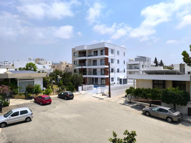 3 Bedroom Apartment for Sale in Paphos – Universal
