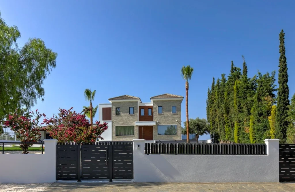 5 Bedroom House for Sale in Kouklia, Paphos District