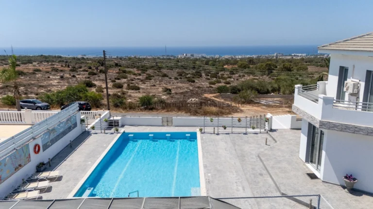 5 Bedroom House for Sale in Paralimni, Famagusta District