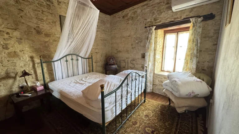 4 Bedroom House for Sale in Omodos, Limassol District