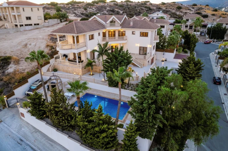 650m² House for Sale in Mouttagiaka, Limassol District