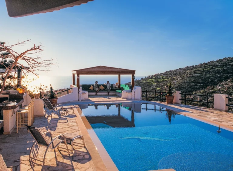 5 Bedroom House for Sale in Tsada, Paphos District