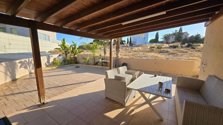 5 Bedroom House for Sale in Trachoni Lemesou, Limassol District