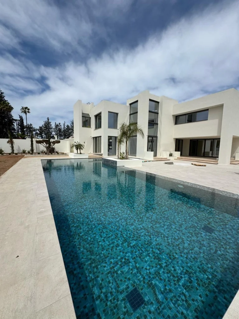 6+ Bedroom House for Sale in Strovolos, Nicosia District