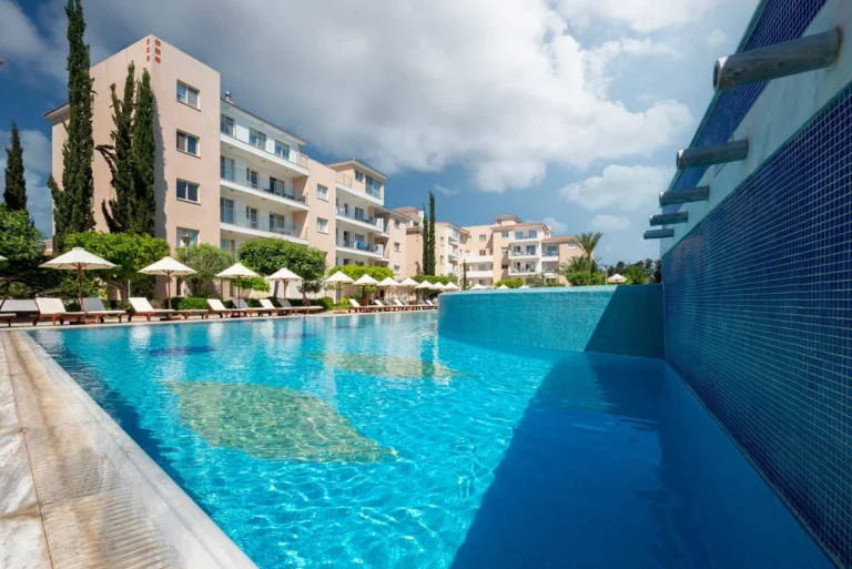 2 Bedroom Apartment for Sale in Paphos – Universal