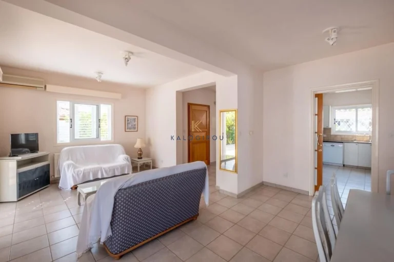 3 Bedroom House for Sale in Dhekelia, Larnaca District