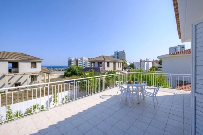 3 Bedroom House for Sale in Dhekelia, Larnaca District