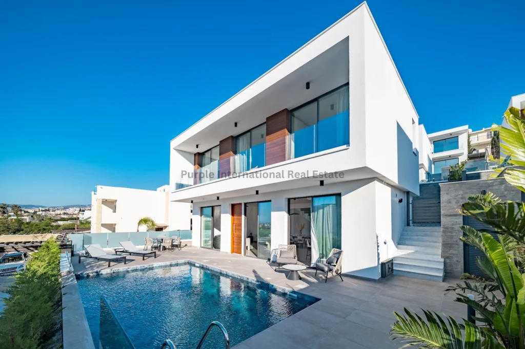 3 Bedroom House for Sale in Chlorakas, Paphos District