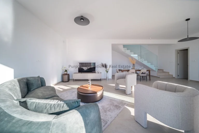 3 Bedroom House for Sale in Chlorakas, Paphos District