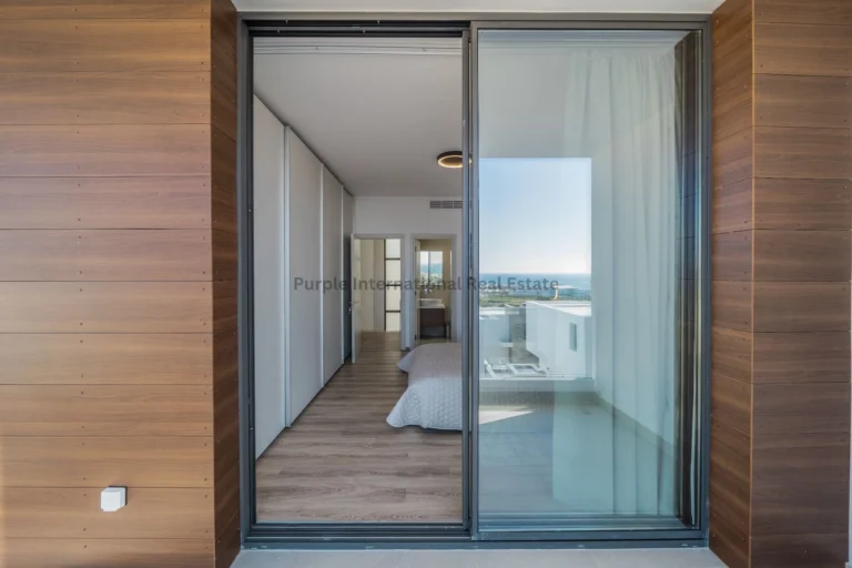 3 Bedroom House for Sale in Chlorakas, Paphos District