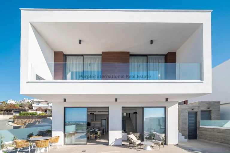 3 Bedroom House for Sale in Chlorakas, Paphos District