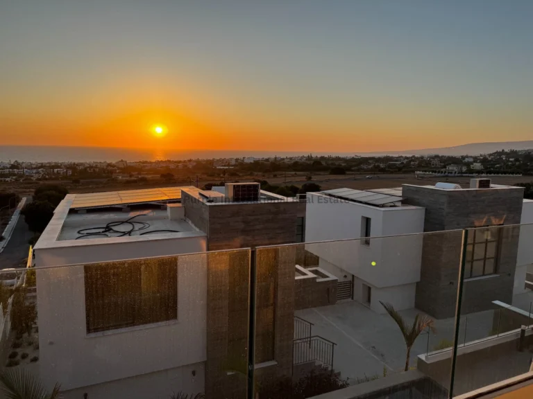 3 Bedroom House for Sale in Chlorakas, Paphos District