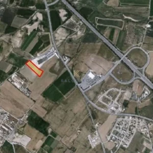 7,152m² Plot for Sale in Dromolaxia, Larnaca District