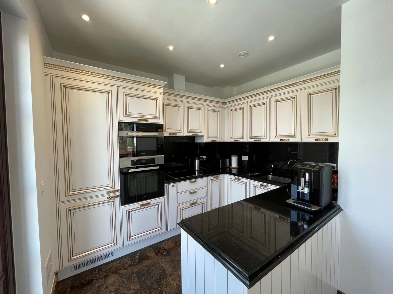 3 Bedroom Apartment for Sale in Limassol District