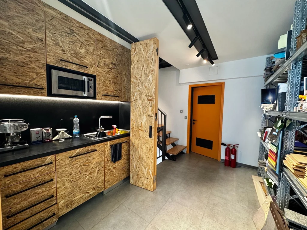 250m² Office for Rent in Limassol – Katholiki
