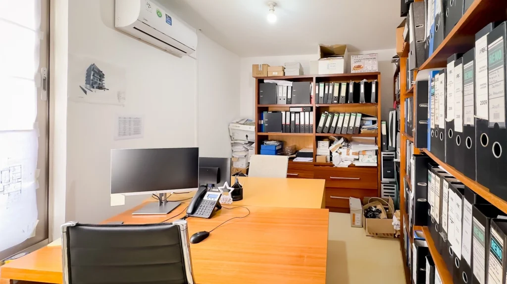315m² Office for Sale in Aradippou, Larnaca District