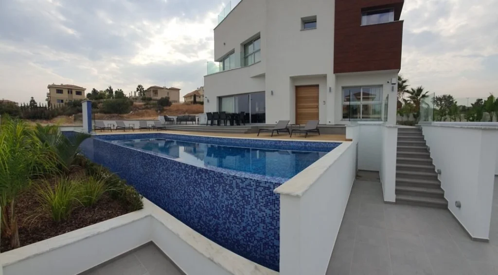 3 Bedroom House for Sale in Mouttagiaka, Limassol District