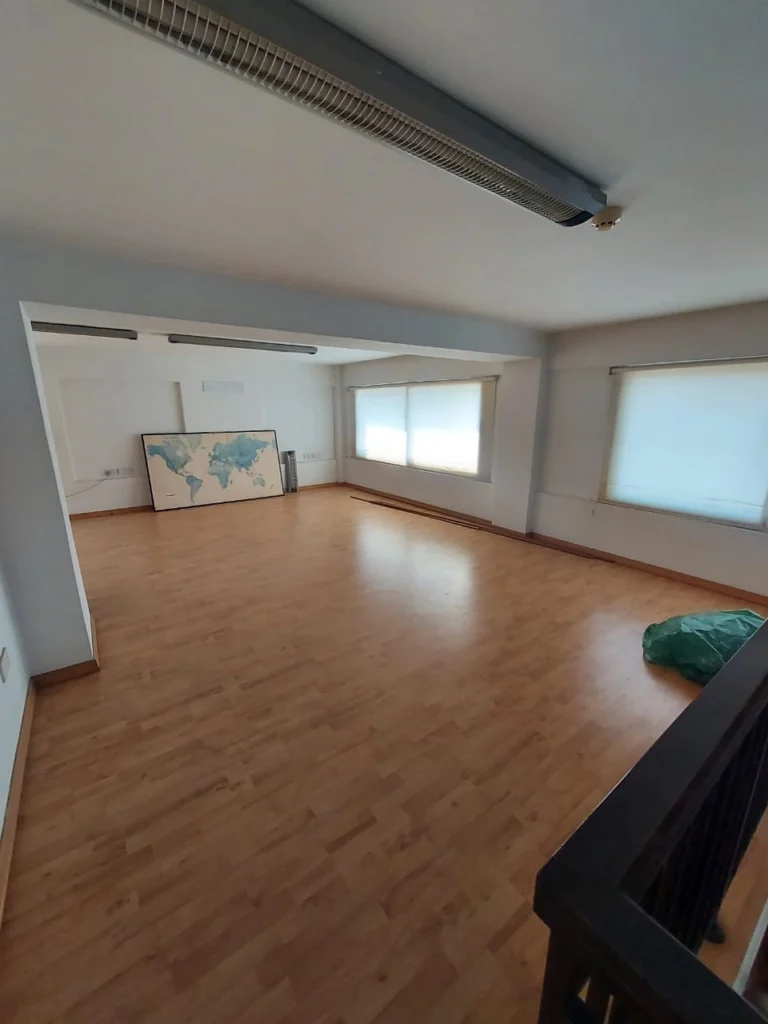 195m² Office for Rent in Limassol – Petrou kai Pavlou