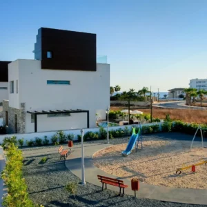 4 Bedroom House for Sale in Famagusta – Agia Napa