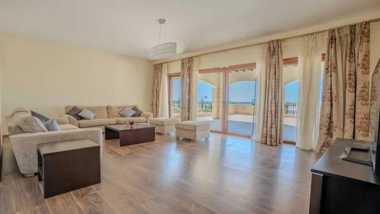 6+ Bedroom House for Sale in Limassol District