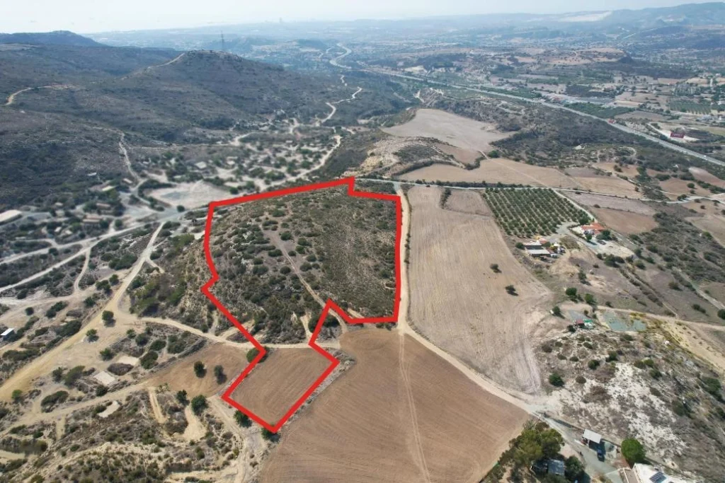 39,131m² Plot for Sale in Choirokoitia, Larnaca District
