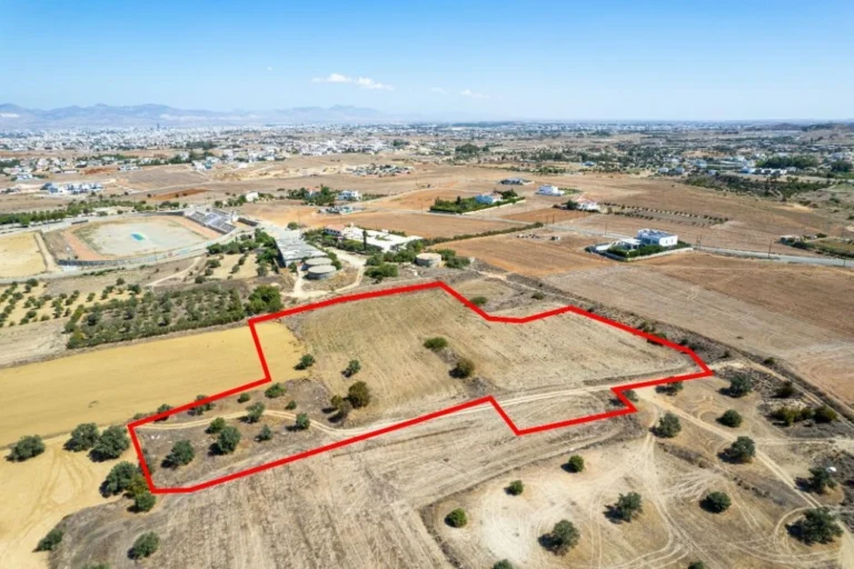 12,607m² Plot for Sale in Lakatamia, Nicosia District