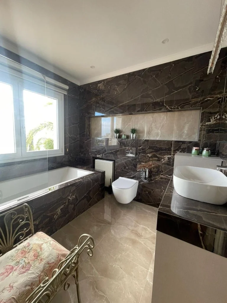 Дом с 4 спальнями в аренду в районе Лимассола