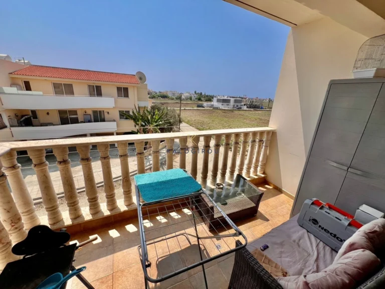 2 Bedroom Apartment for Sale in Pervolia Larnacas