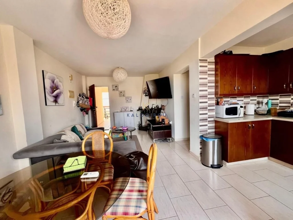 2 Bedroom Apartment for Sale in Pervolia Larnacas