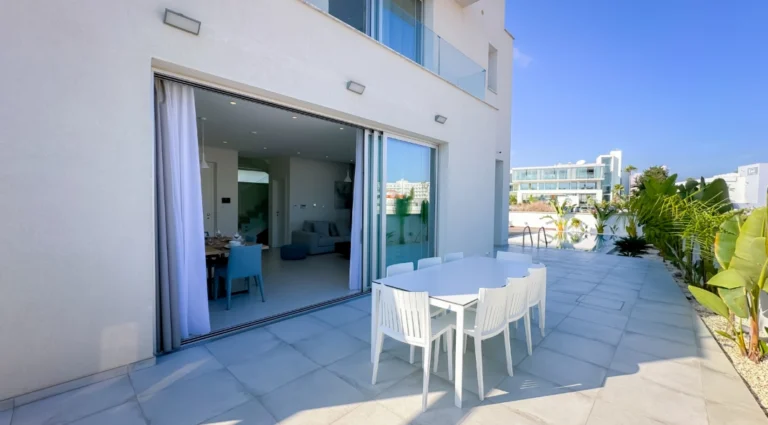 4 Bedroom House for Sale in Famagusta – Agia Napa