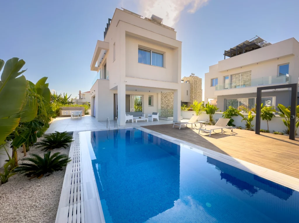 4 Bedroom House for Sale in Famagusta – Agia Napa