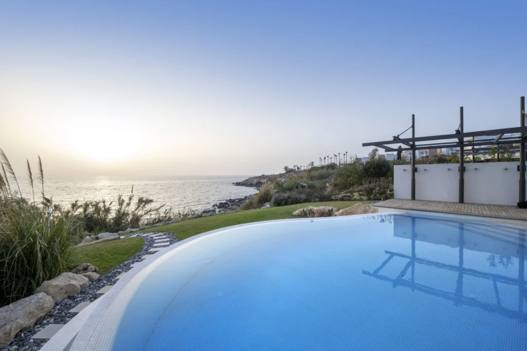6+ Bedroom House for Sale in Chlorakas, Paphos District