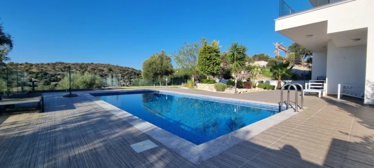 Cheap Houses and Villas for Sale Paphos up to 700000 euro