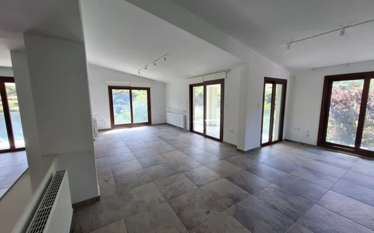 Cheap Houses and Villas for Sale Nicosia up to 800000 euro