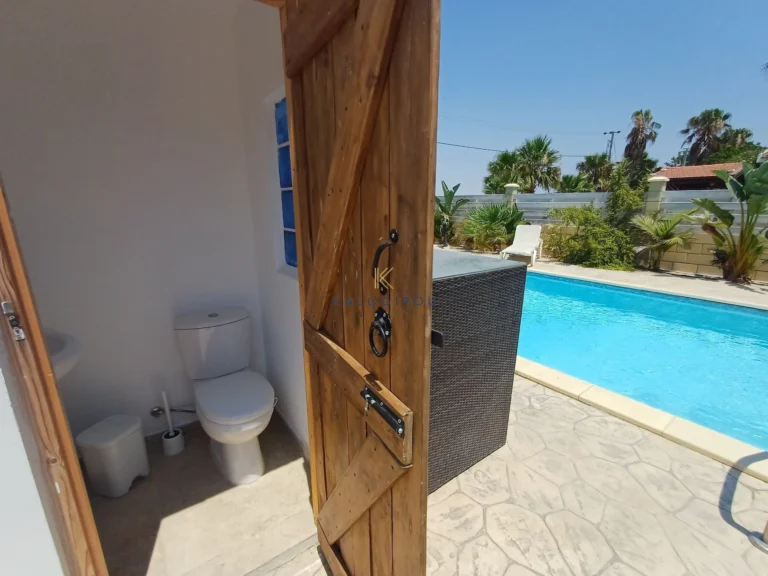 3 Bedroom House for Sale in Meneou, Larnaca District