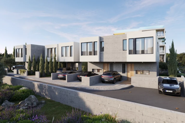 2 Bedroom House for Sale in Tombs Of the Kings, Paphos District