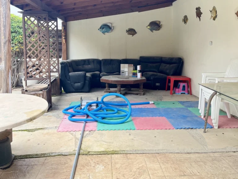 4 Bedroom House for Sale in Agios Dometios, Nicosia District