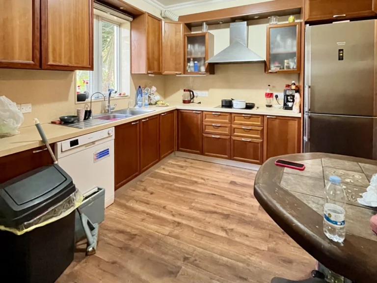 4 Bedroom House for Sale in Agios Dometios, Nicosia District