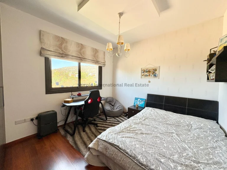 3 Bedroom House for Sale in Peyia, Paphos District