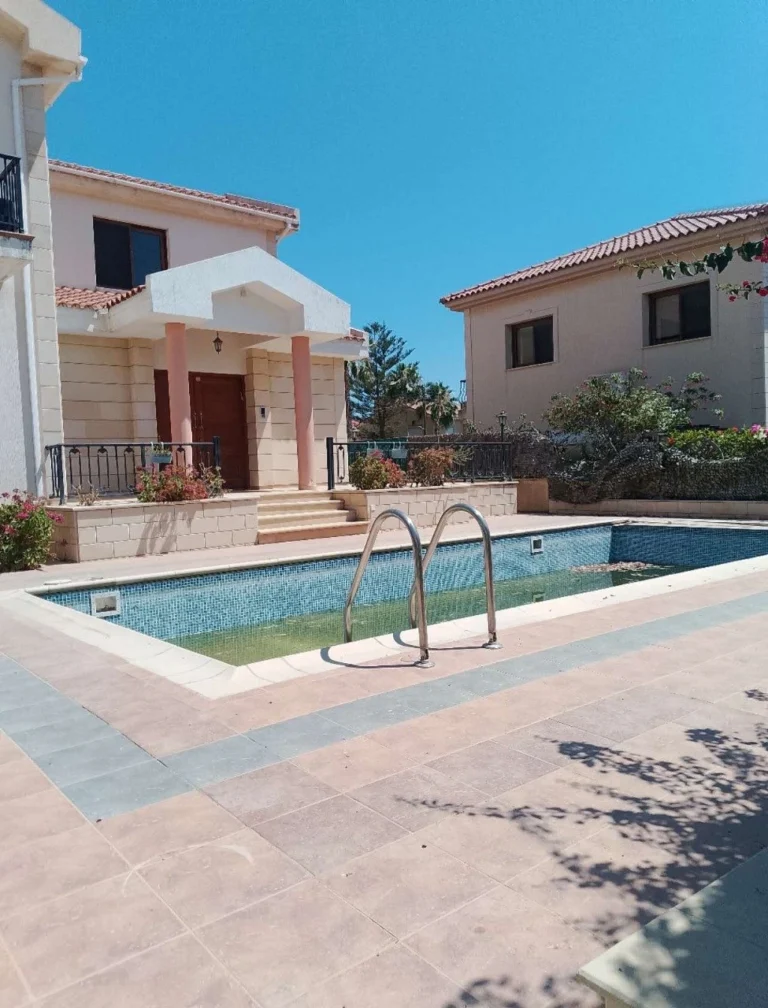 4 Bedroom House for Sale in Mouttagiaka, Limassol District